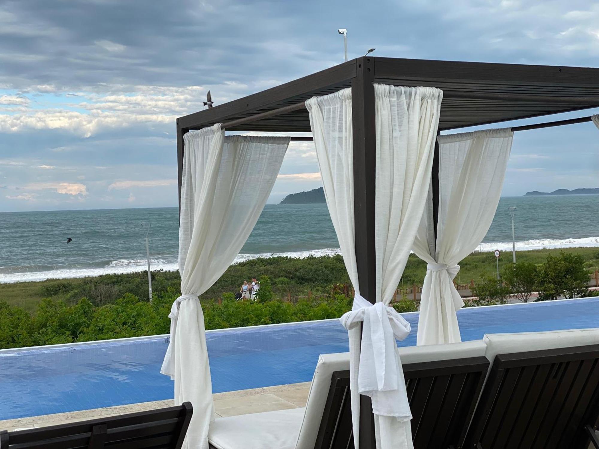 Bali Beach Home Club Rogga Beira Mar - Balneario Picarras Luaran gambar